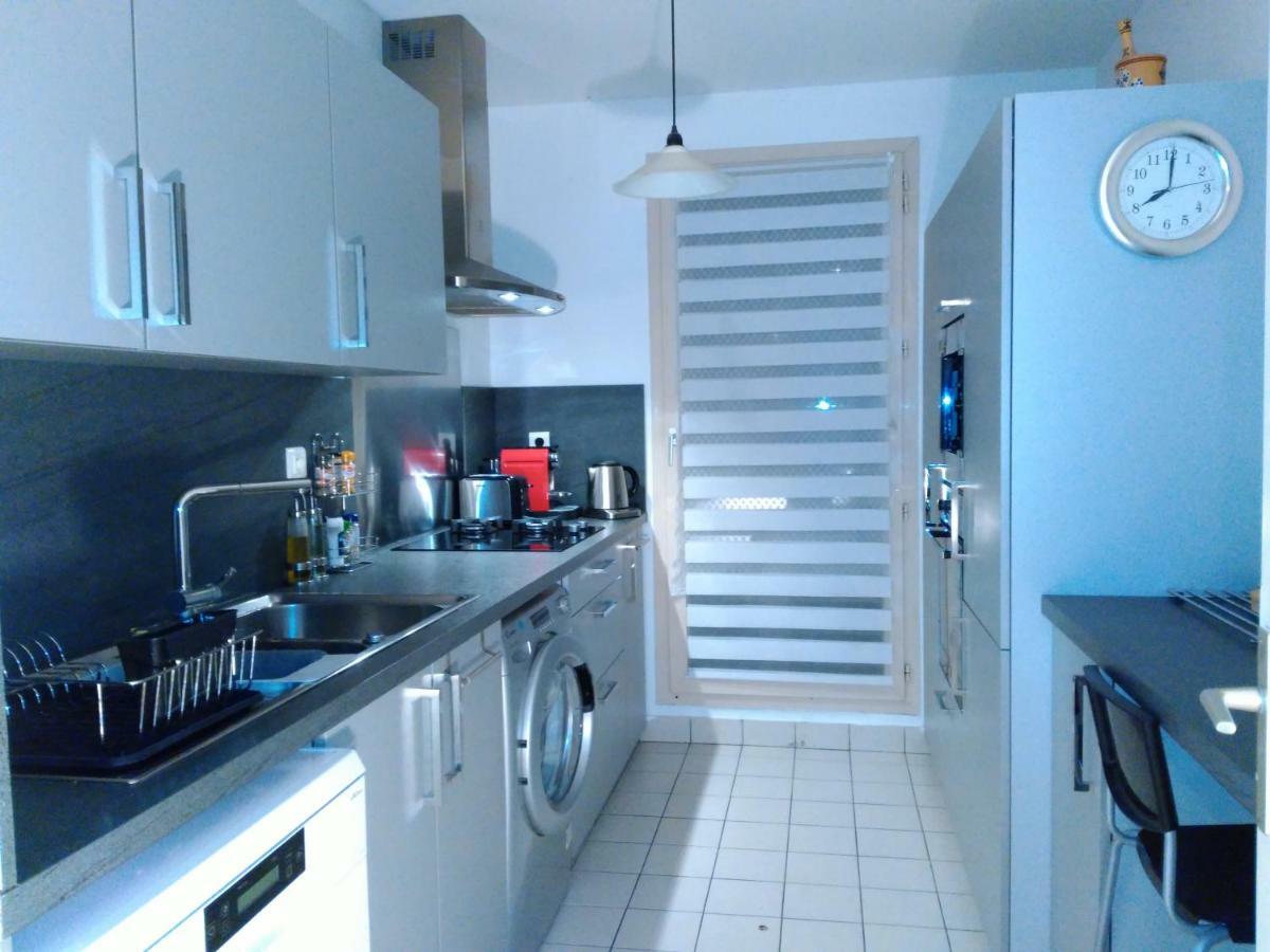 Bel et spacieux appartement de 84 m² avec parking très proche du Métro Garibaldi Lyon Exterior foto