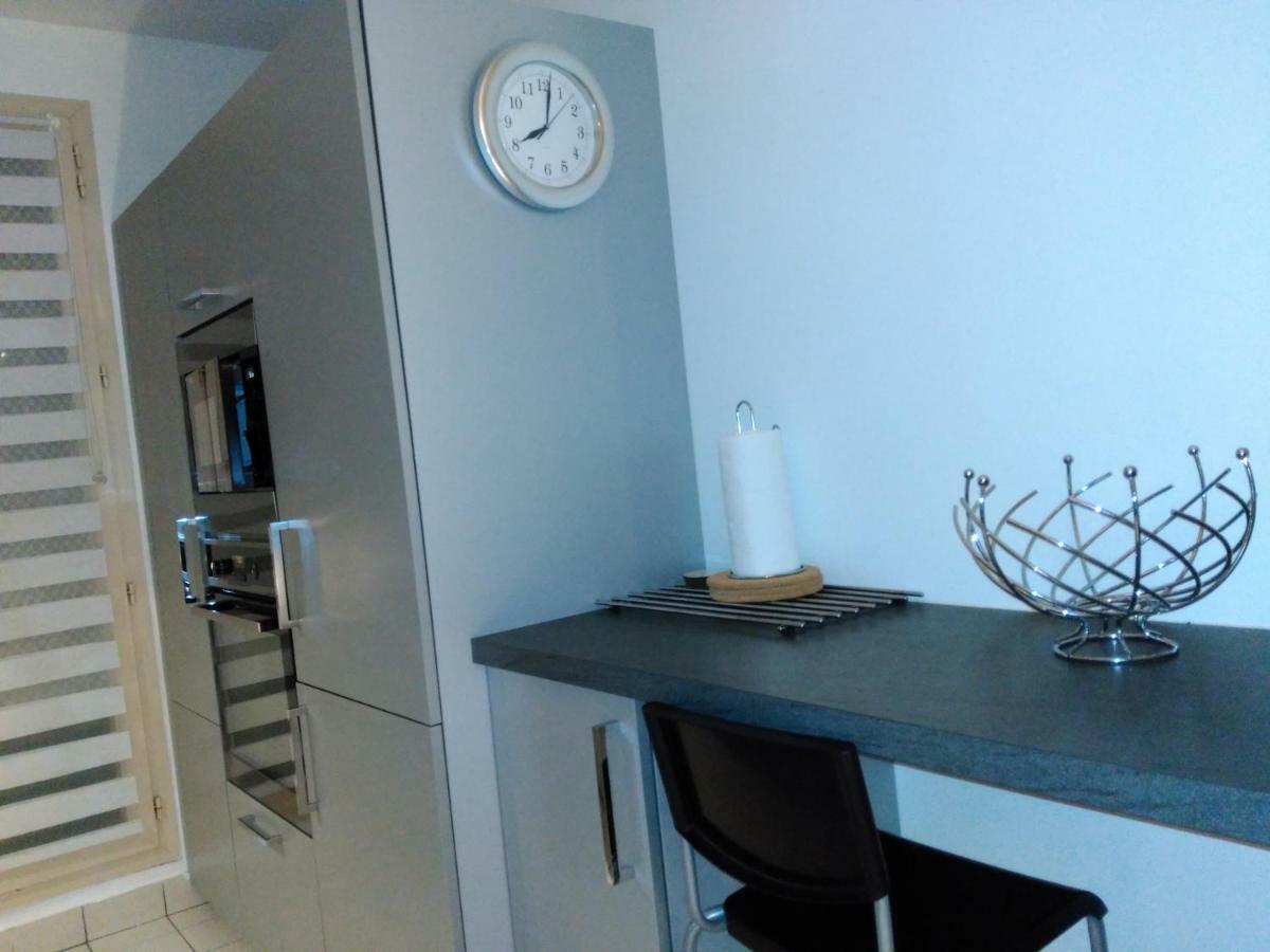 Bel et spacieux appartement de 84 m² avec parking très proche du Métro Garibaldi Lyon Exterior foto